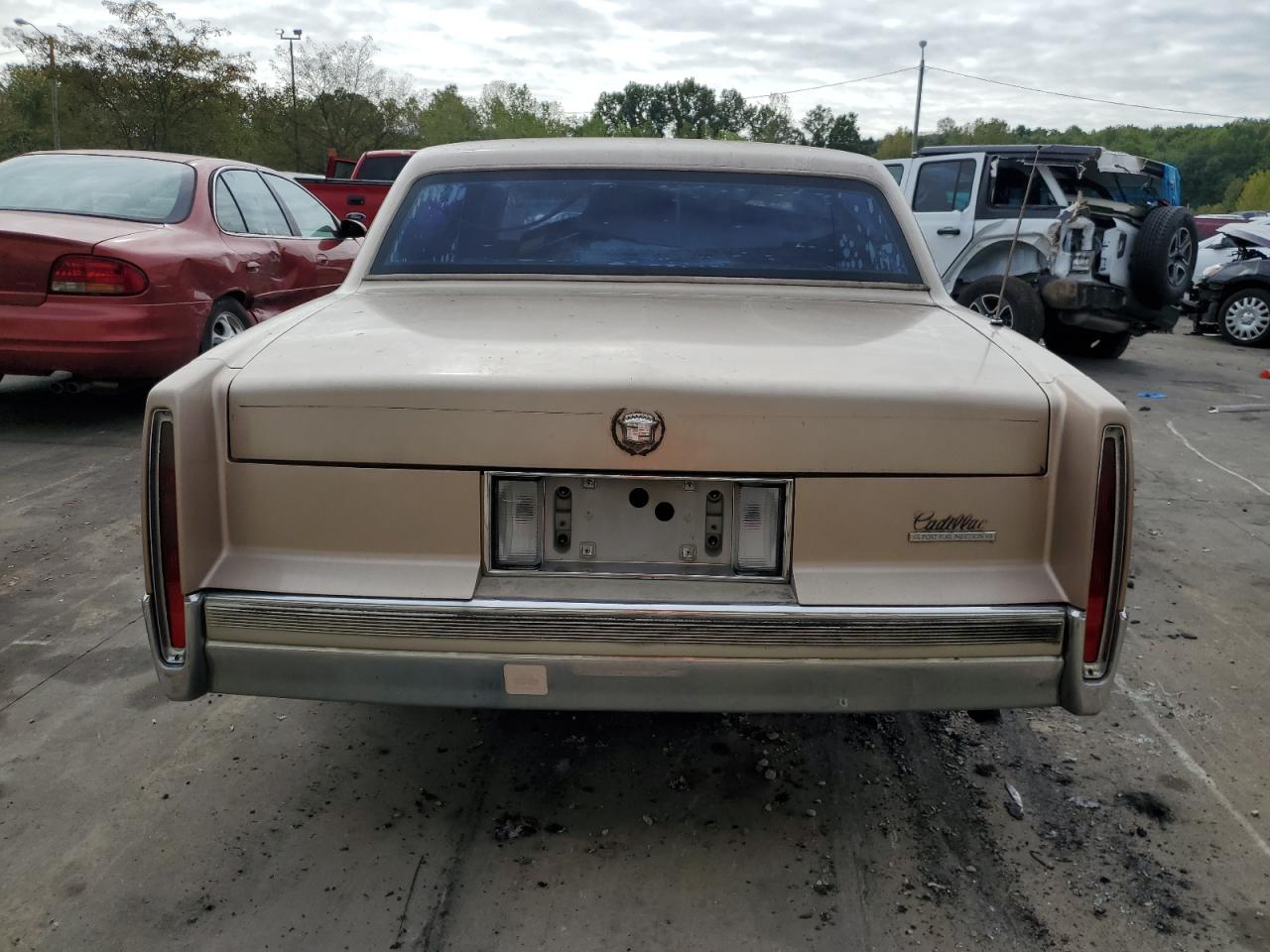 1990 Cadillac Deville VIN: 1G6CD5338L4330022 Lot: 71609344