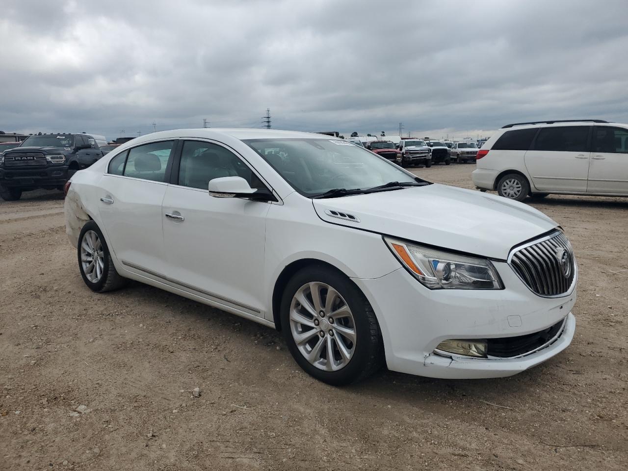 1G4GB5G34GF138889 2016 Buick Lacrosse