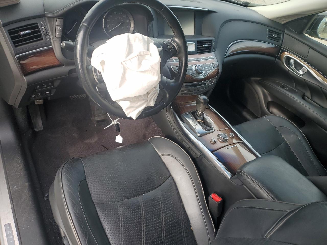 JN1BY1AR5FM561058 2015 Infiniti Q70 3.7