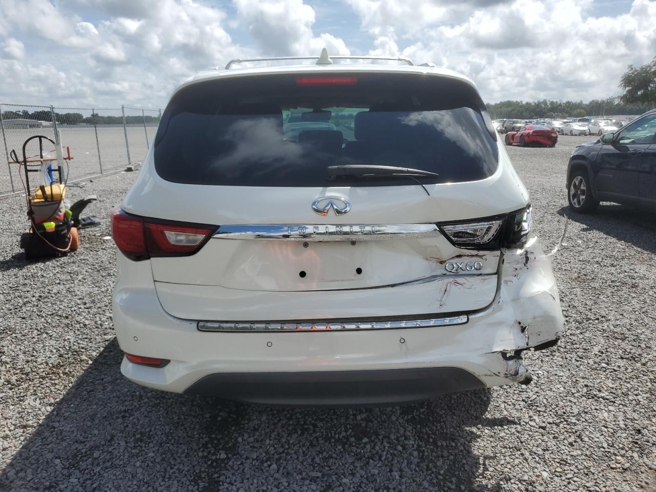 5N1DL0MM5HC540570 2017 Infiniti Qx60