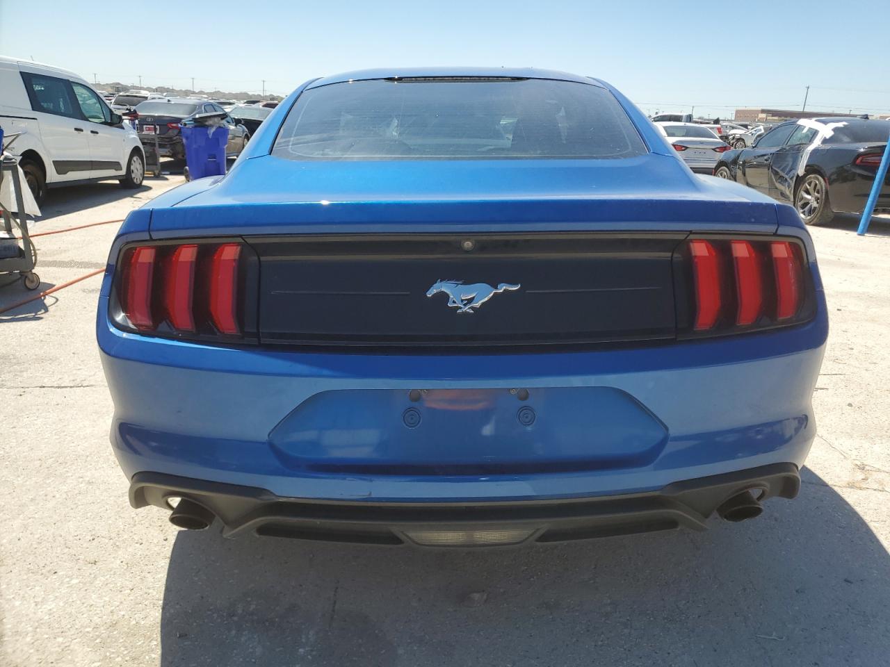 1FA6P8TH0J5184534 2018 Ford Mustang