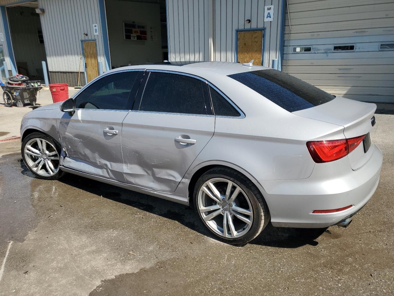 WAUEFGFF7F1047440 2015 AUDI A3 - Image 2