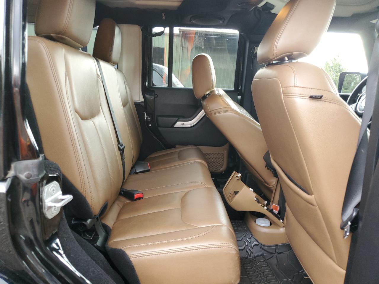 2014 Jeep Wrangler - Image 10