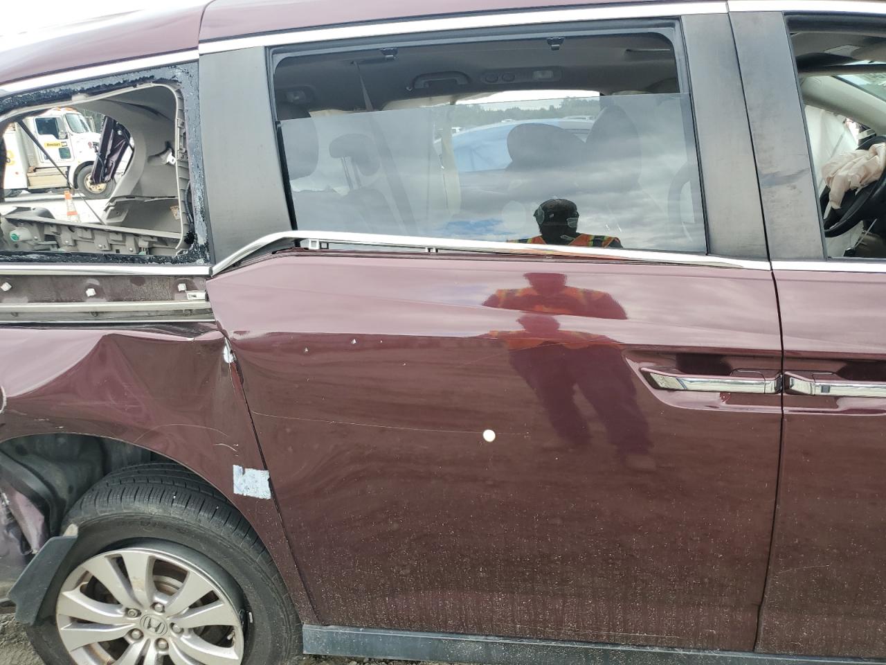 2014 Honda Odyssey - Image 11