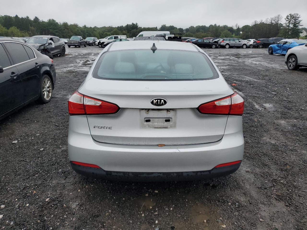 KNAFX4A67G5446561 2016 Kia Forte Lx