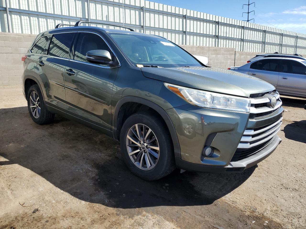 2017 Toyota Highlander Se VIN: 5TDKZRFH9HS201937 Lot: 72409364