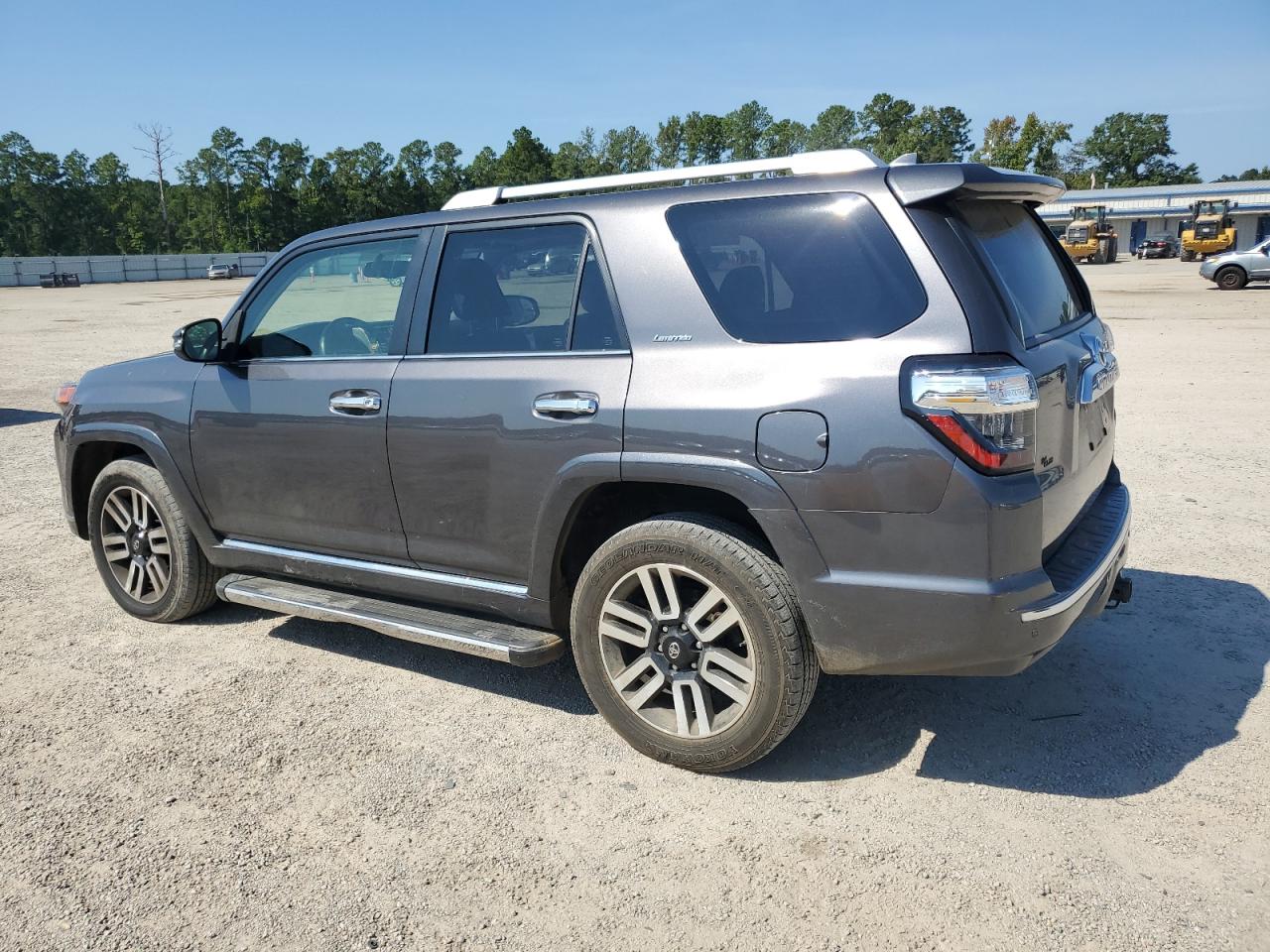 VIN JTEBU5JR1J5553909 2018 TOYOTA 4RUNNER no.2