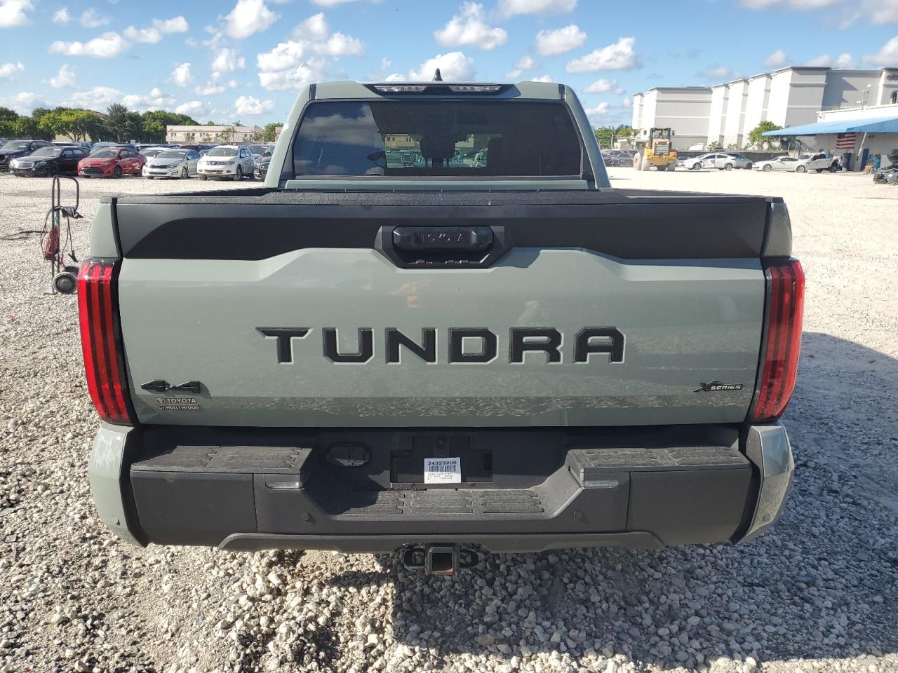 5TFLA5DB4RX160647 2024 Toyota Tundra Crewmax Sr