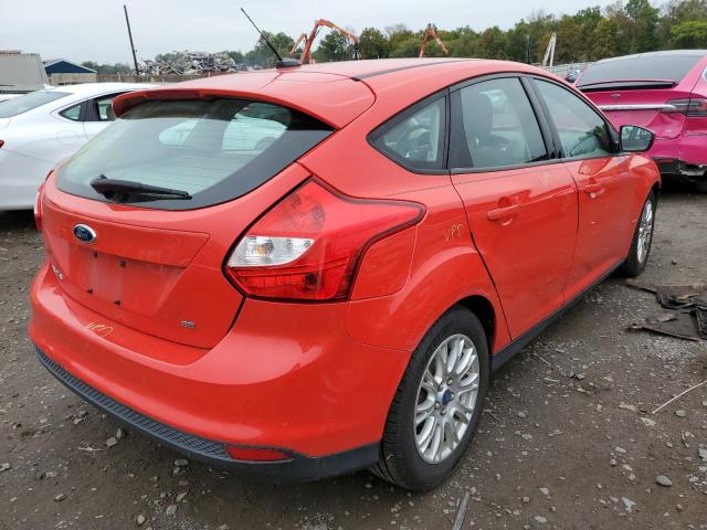  FORD FOCUS 2012 Красный