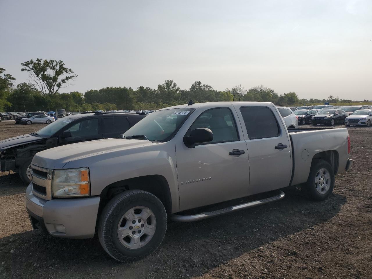 2007 Chevrolet Silverado - Image 1