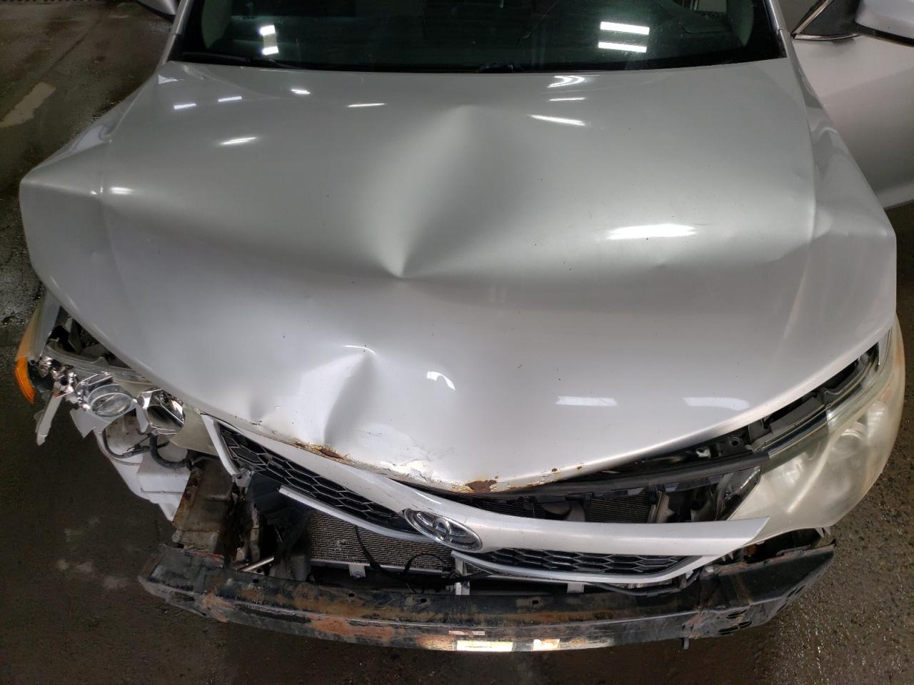 2014 Toyota Camry - Image 13