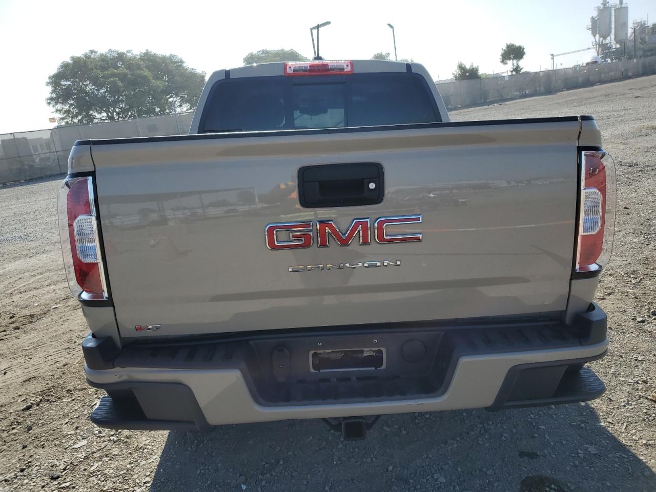 1GTG5CEN6N1261124 2022 GMC Canyon Elevation