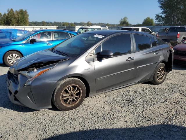 2016 Toyota Prius  на продаже в Arlington, WA - Front End