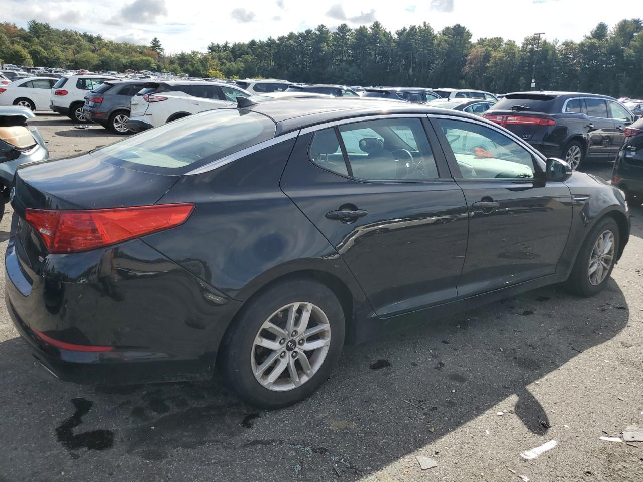 2011 Kia Optima - Image 3
