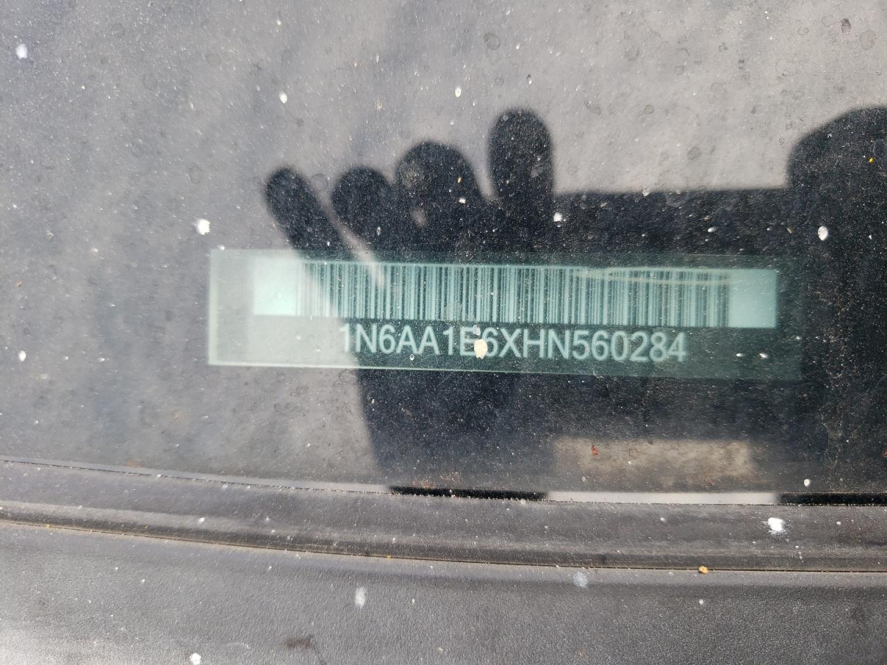 1N6AA1E6XHN560284 2017 Nissan Titan Sv