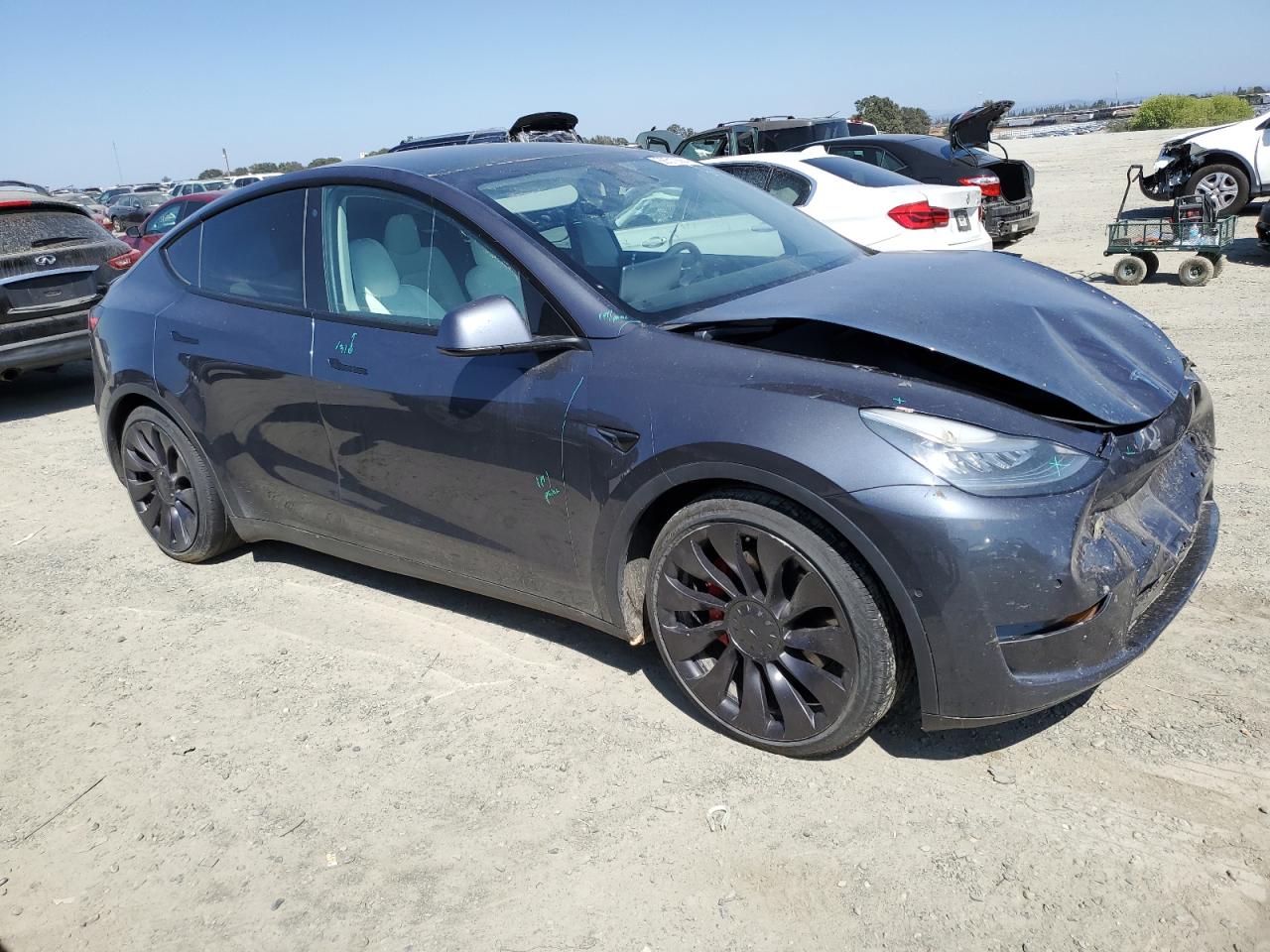 5YJYGDEF3LF028190 2020 Tesla Model Y