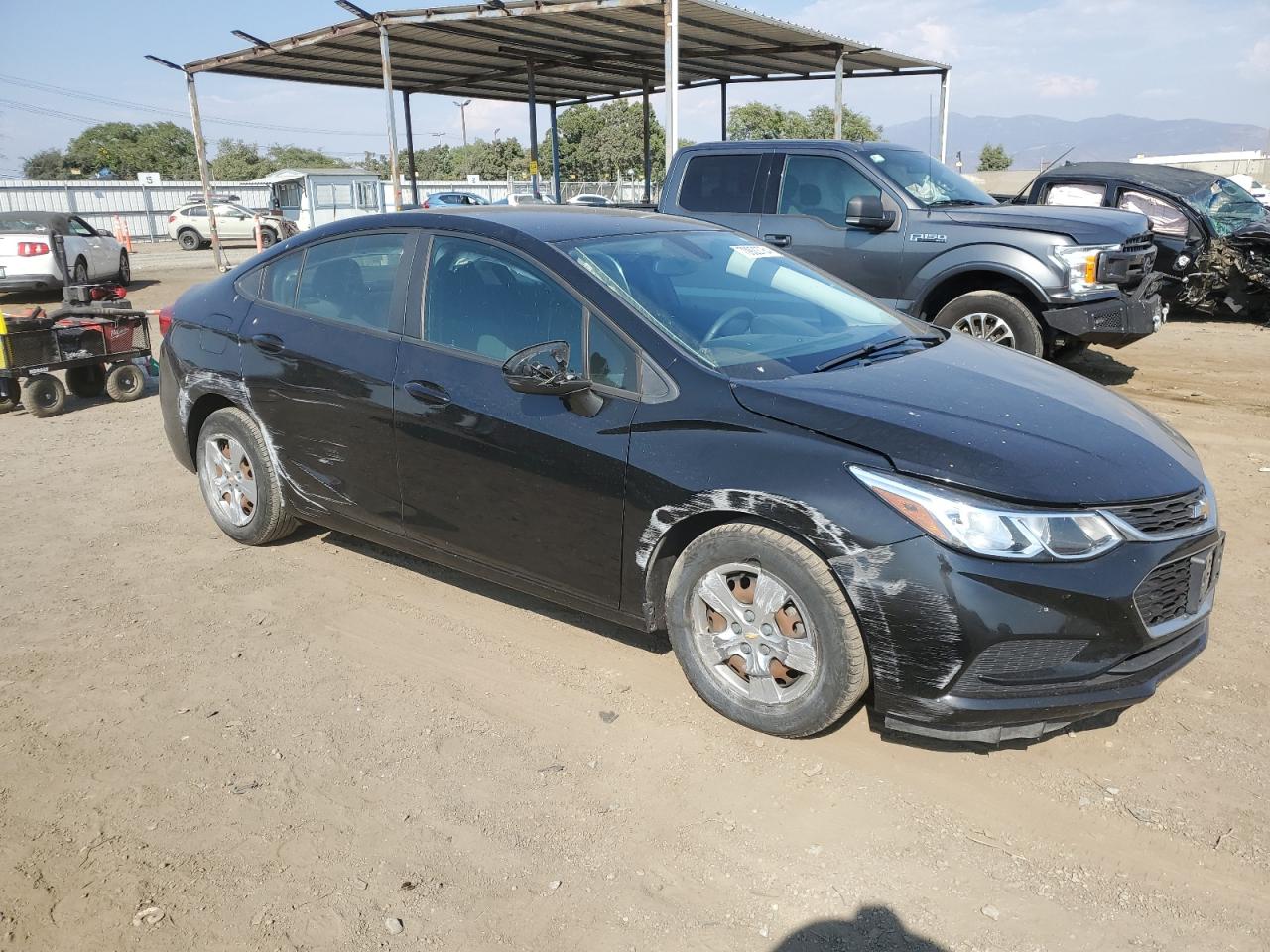2018 Chevrolet Cruze - Image 4