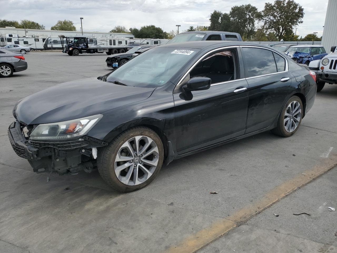 1HGCR2F5XFA267247 2015 HONDA ACCORD - Image 1