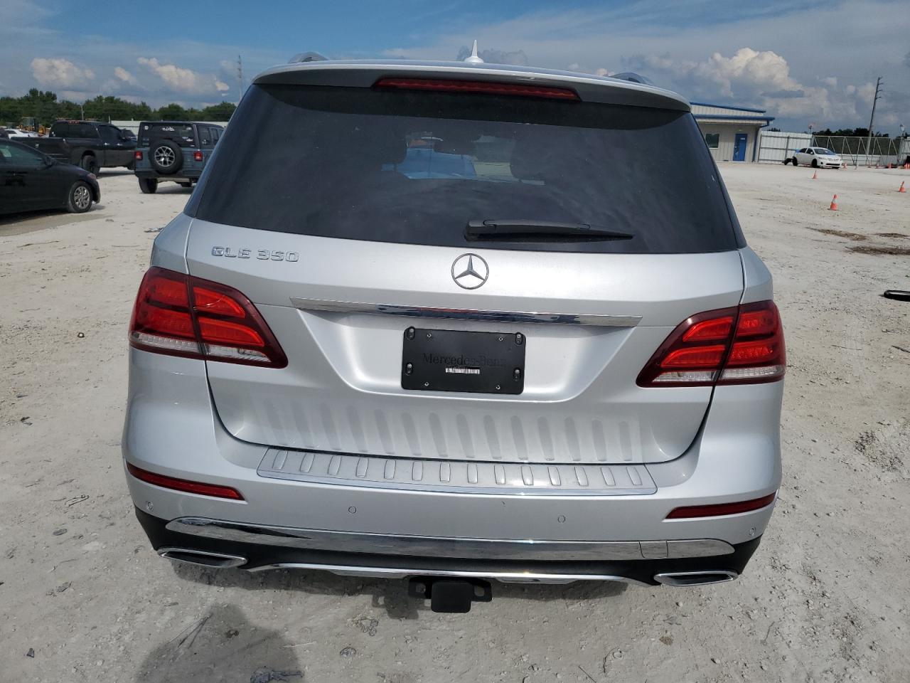 2017 Mercedes-Benz Gle 350 VIN: 4JGDA5JB0HA945477 Lot: 71589154