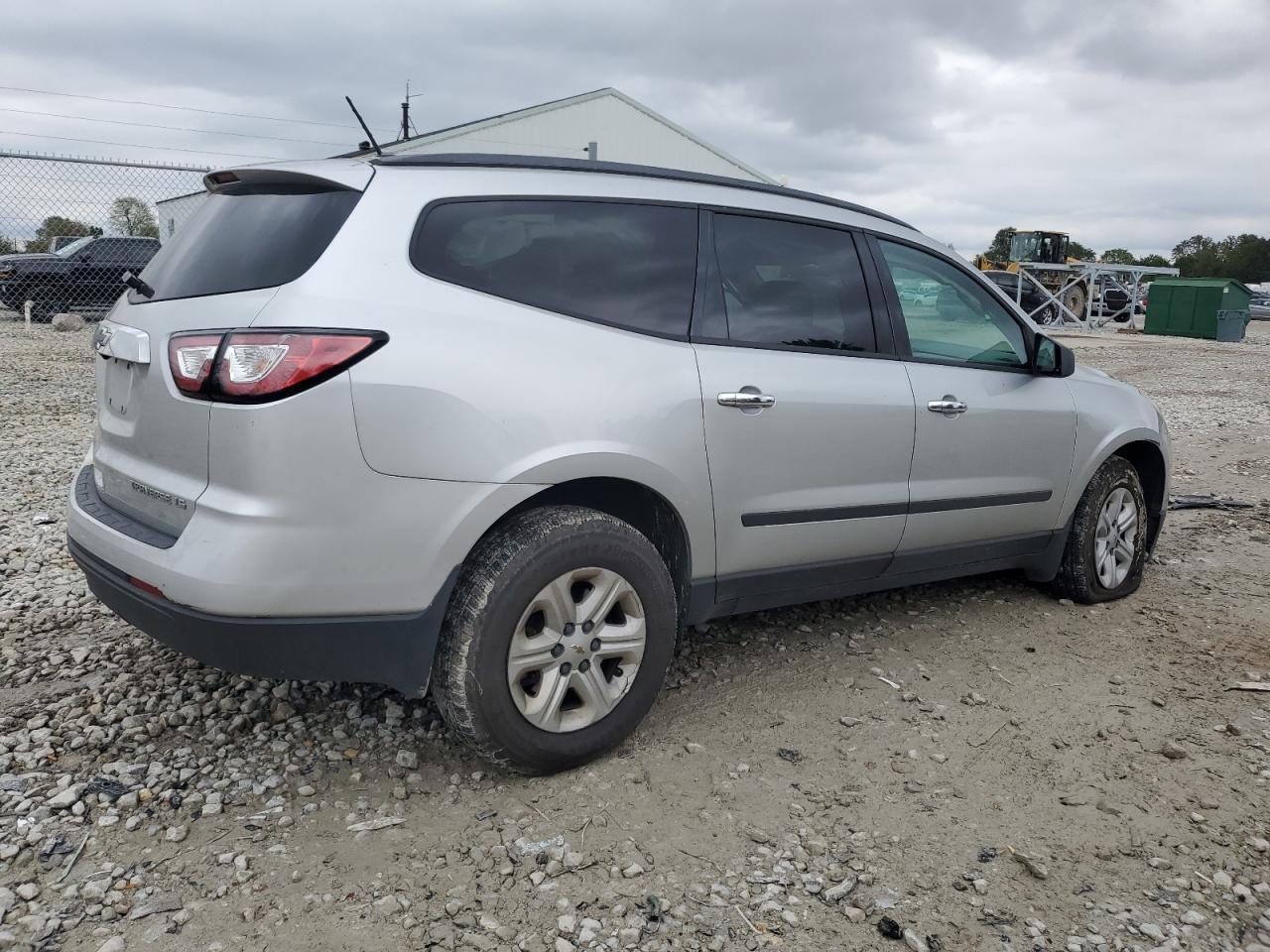 CHEVROLET TRAVERSE 2014 VIN 1GNKRFED9EJ215771 photo 3