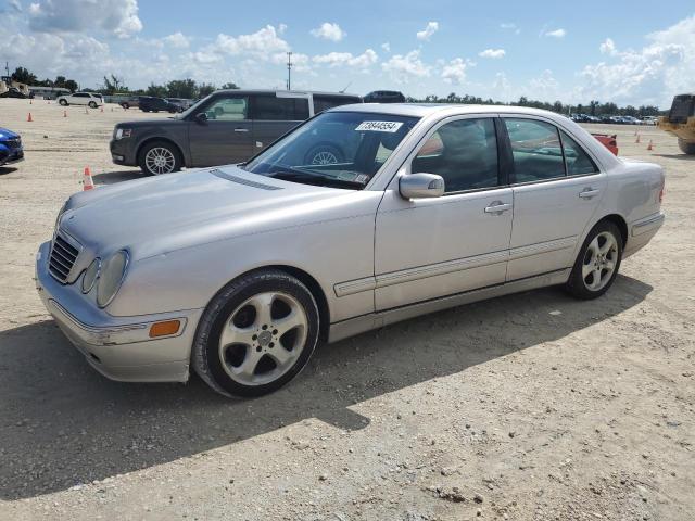 2002 Mercedes-Benz E 320