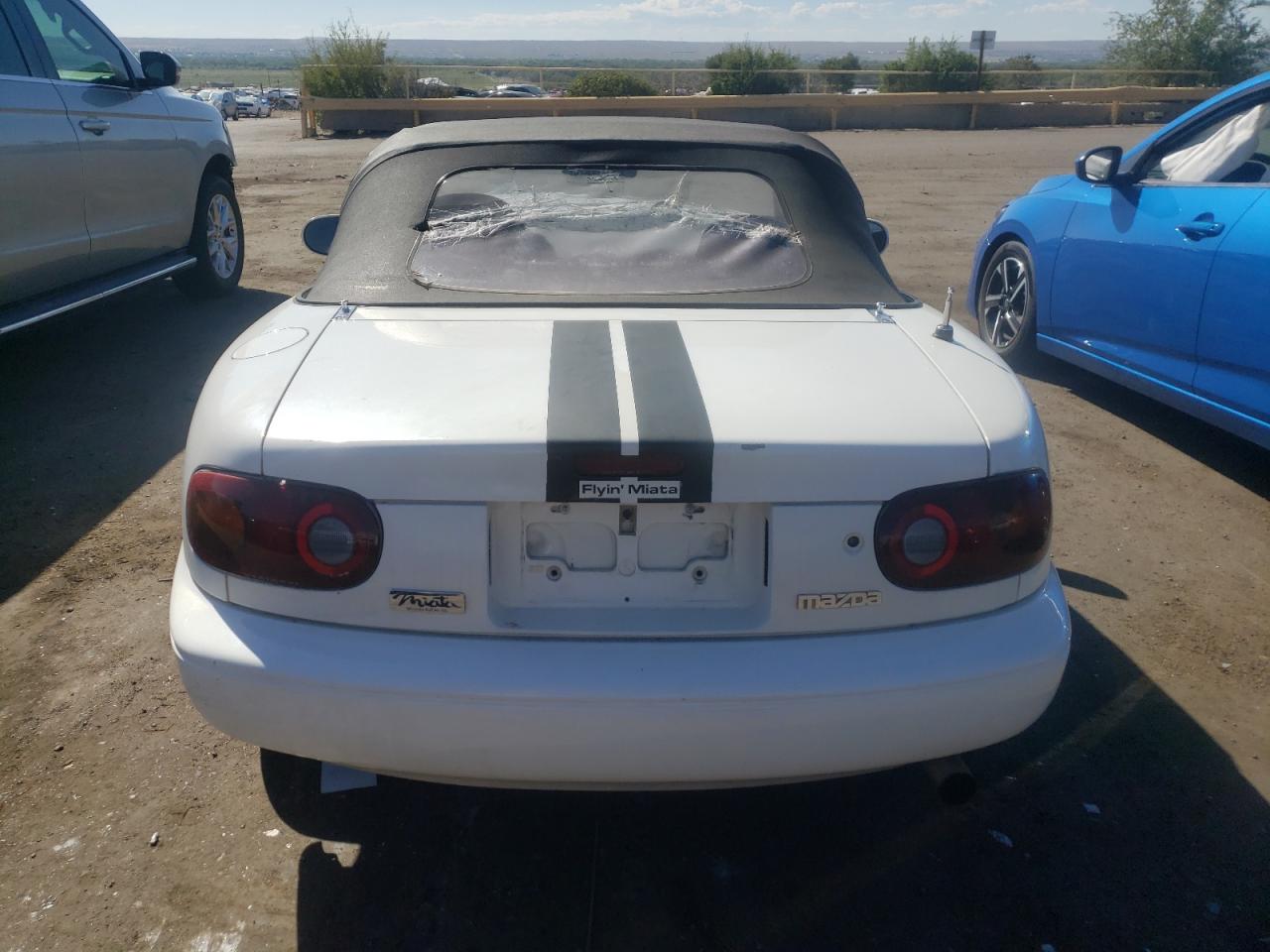 1993 Mazda Mx-5 Miata VIN: JM1NA3515P1421528 Lot: 69618604