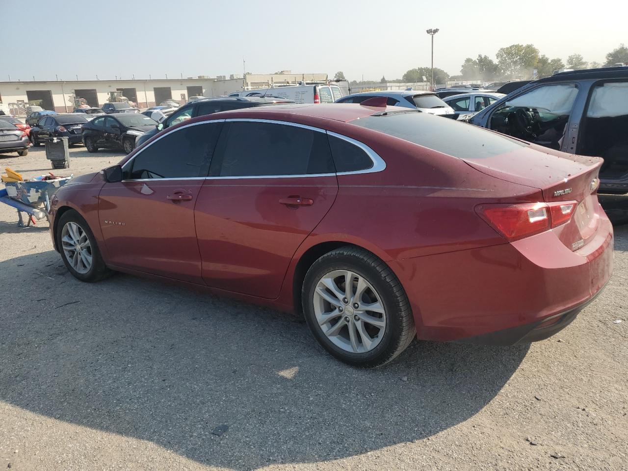 1G1ZD5ST4JF217008 2018 CHEVROLET MALIBU - Image 2
