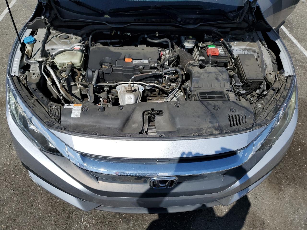 2HGFC2F59JH608906 2018 Honda Civic Lx