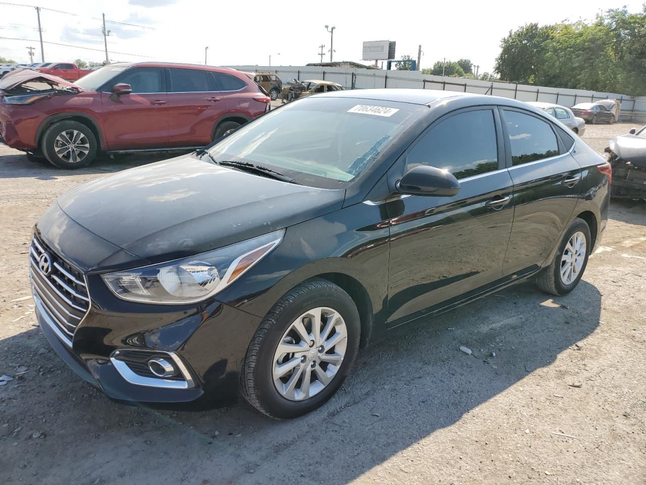 3KPC24A65NE179880 2022 HYUNDAI ACCENT - Image 1