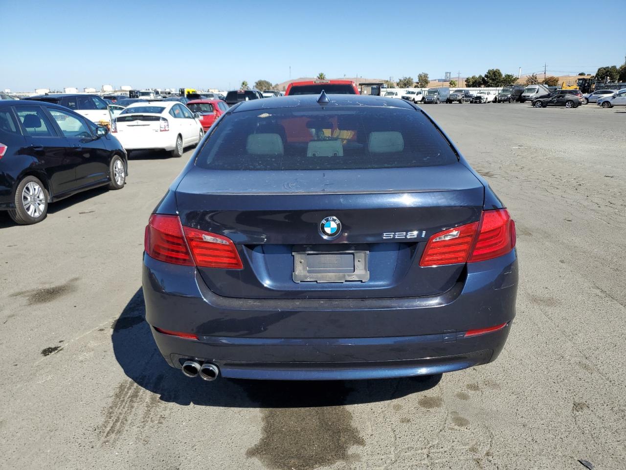 2011 BMW 528 I VIN: WBAFR1C5XBC740893 Lot: 71497874