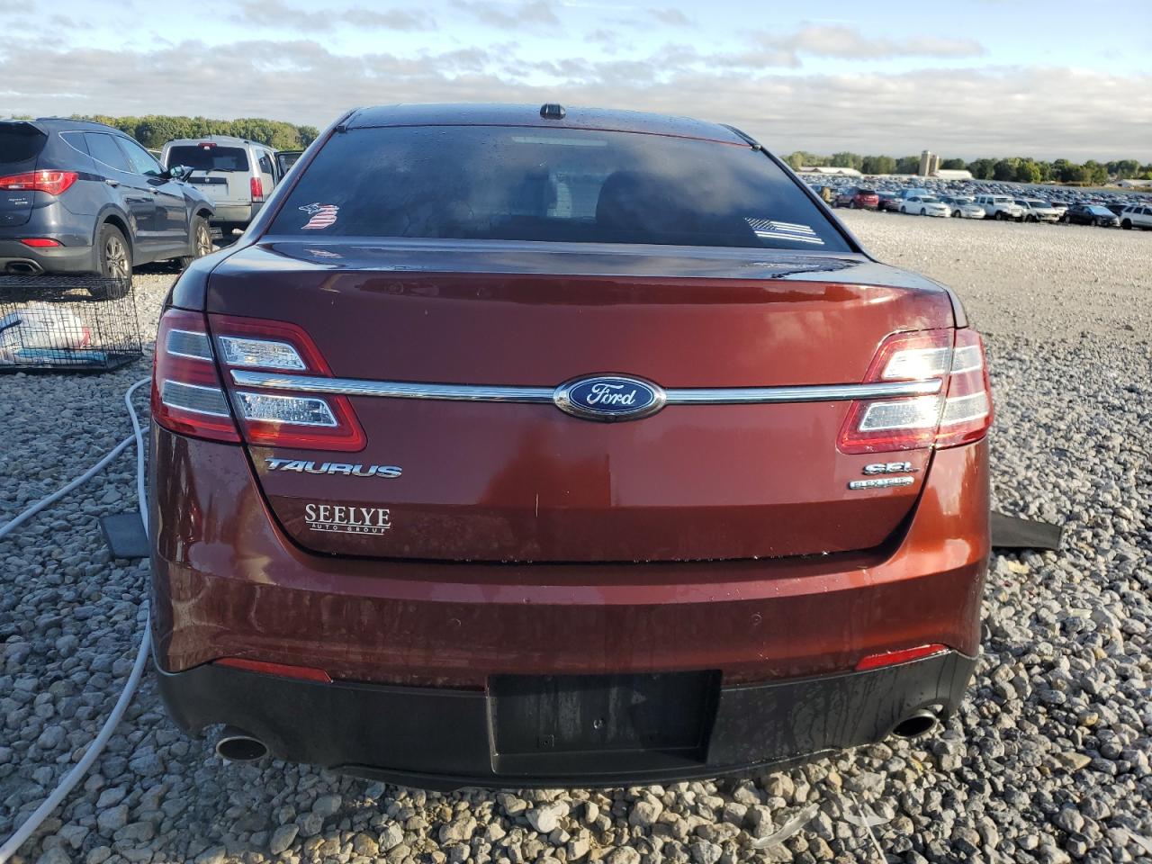 1FAHP2E81GG105193 2016 Ford Taurus Sel