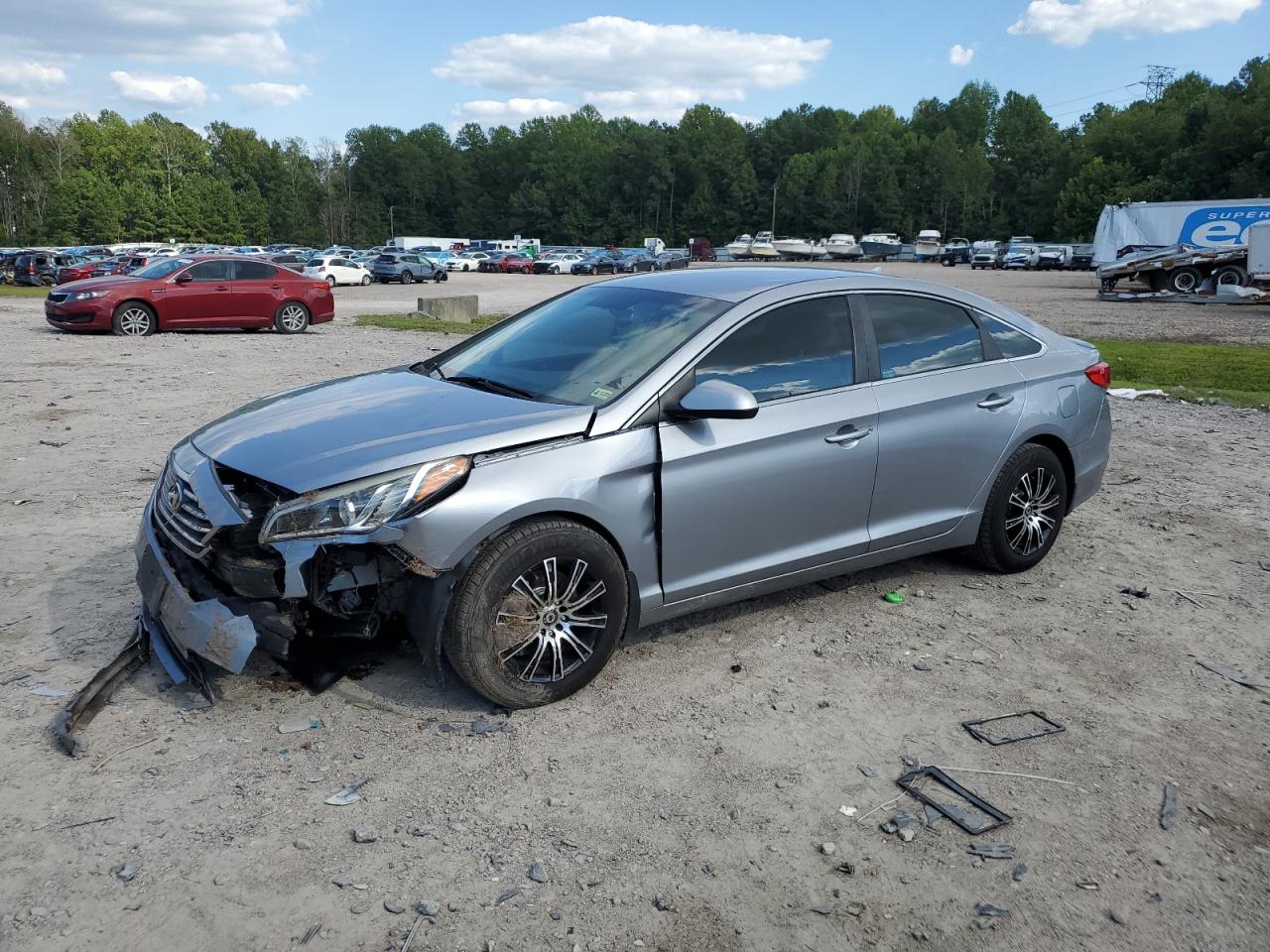 5NPE24AF9FH211574 2015 HYUNDAI SONATA - Image 1