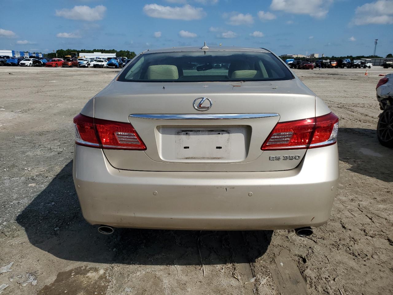 JTHBK1EG4B2466888 2011 Lexus Es 350