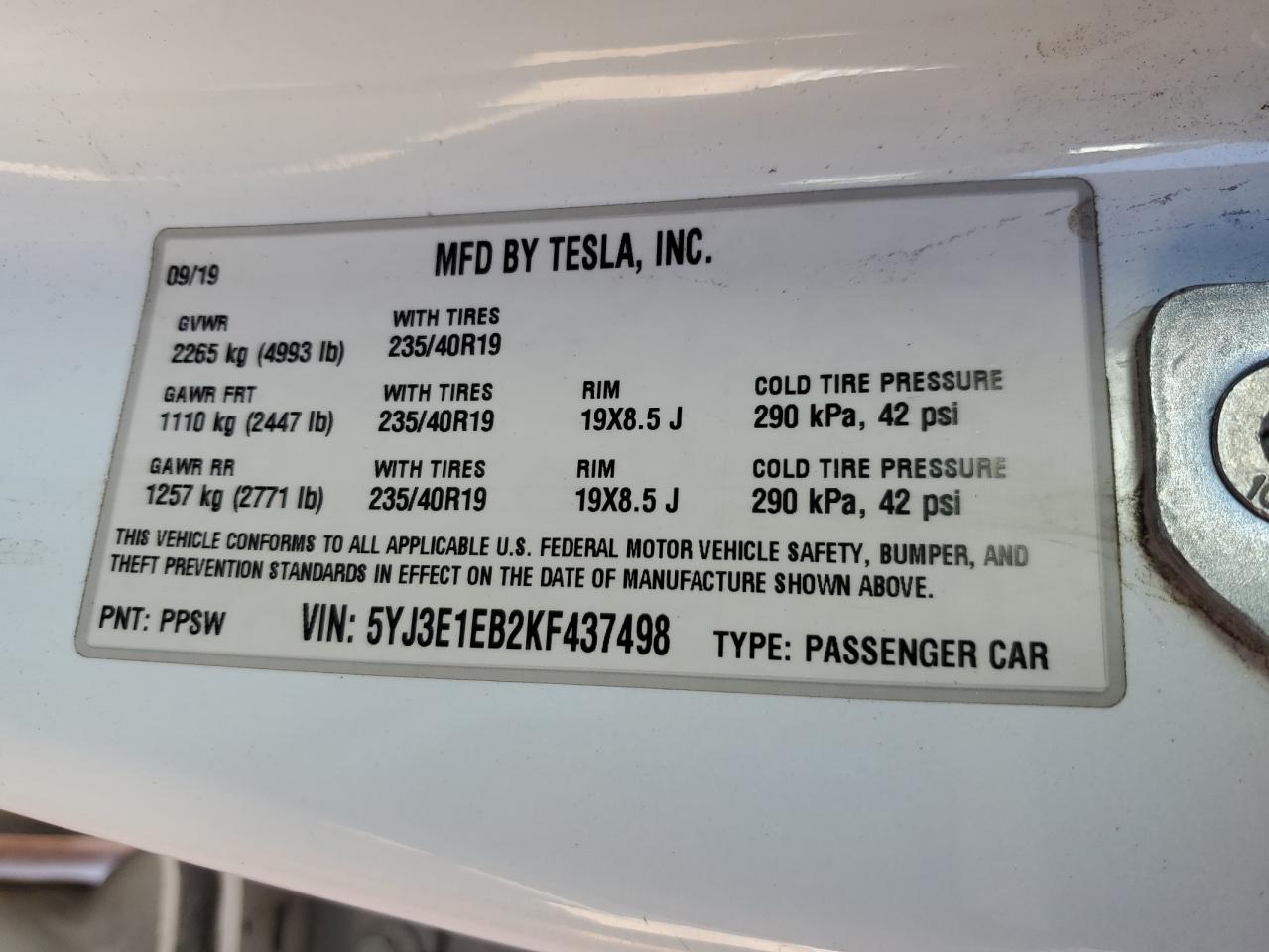 2019 Tesla Model 3 VIN: 5YJ3E1EB2KF437498 Lot: 70807514