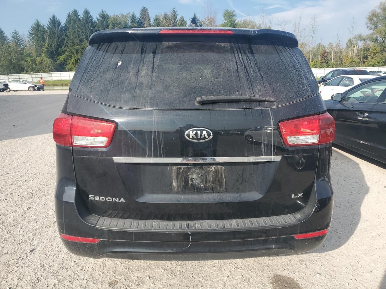 KNDMB5C16H6306898 2017 Kia Sedona Lx