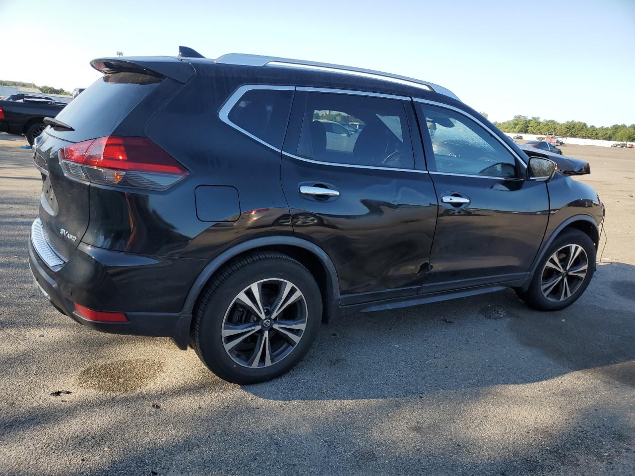 2019 Nissan Rogue S VIN: JN8AT2MV1KW375848 Lot: 69200094