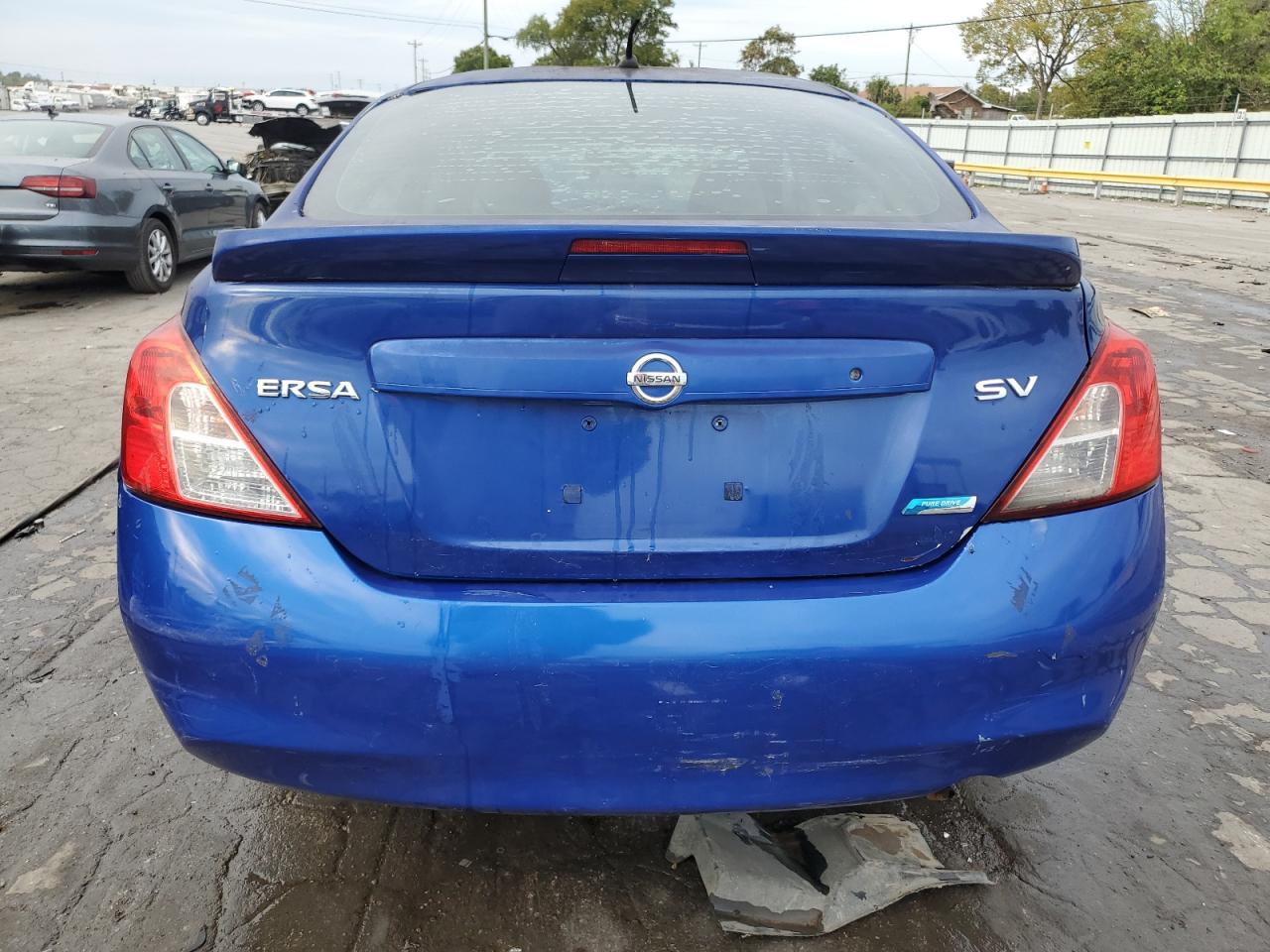 2014 Nissan Versa S VIN: 3N1CN7AP5EL802124 Lot: 70401374