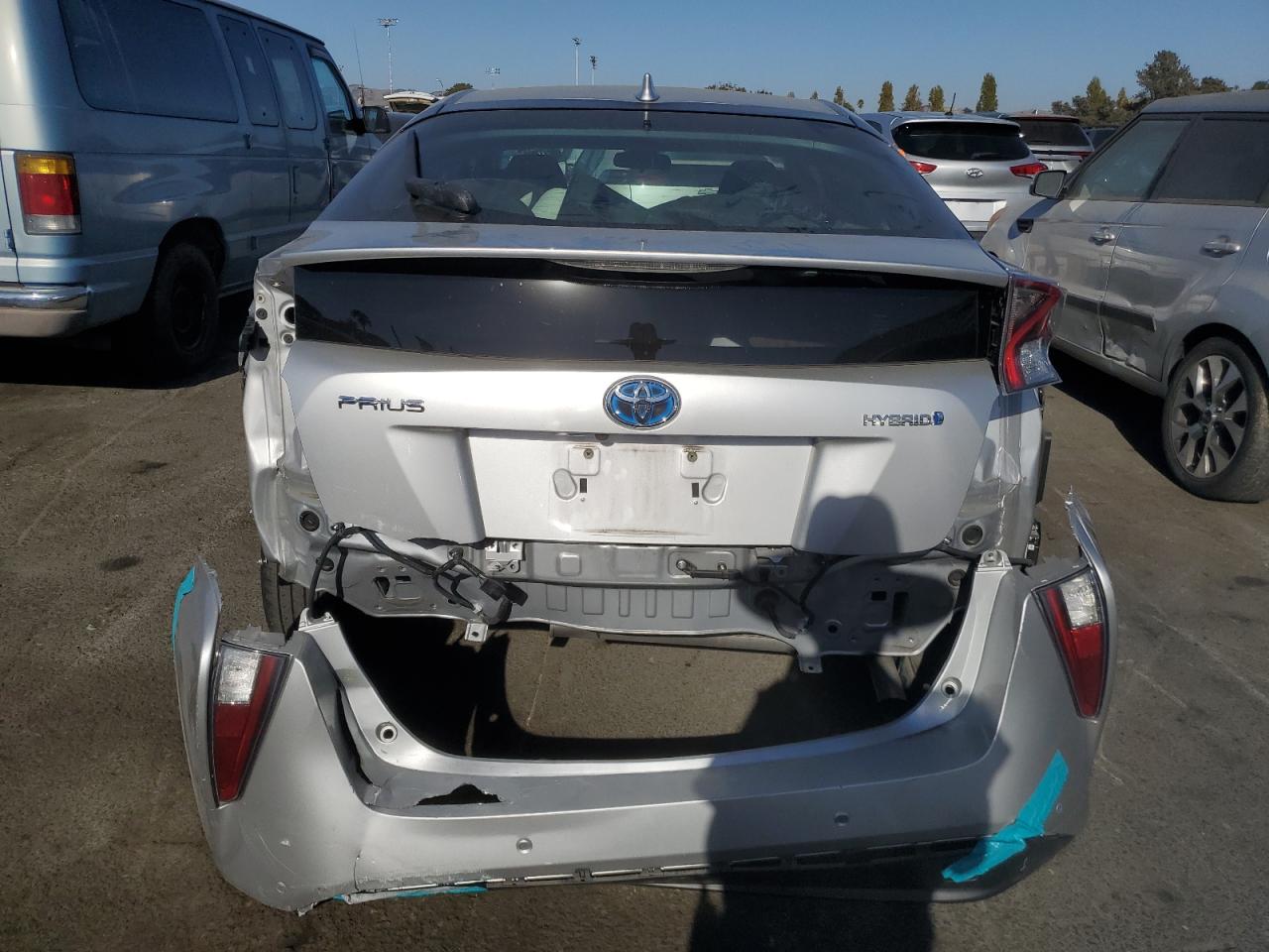 2018 Toyota Prius VIN: JTDKARFUXJ3546941 Lot: 73561314