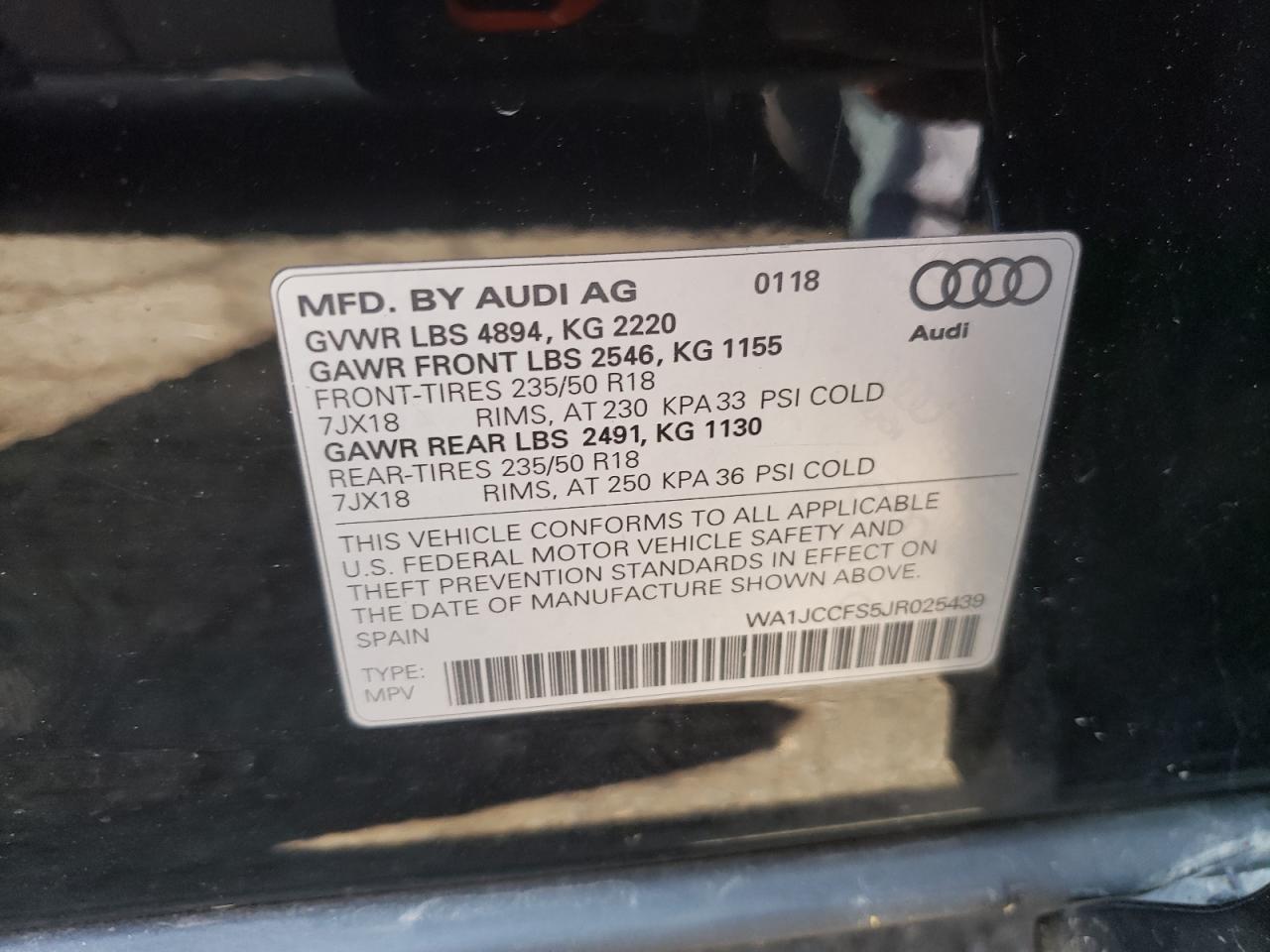 WA1JCCFS5JR025439 2018 Audi Q3 Premium Plus