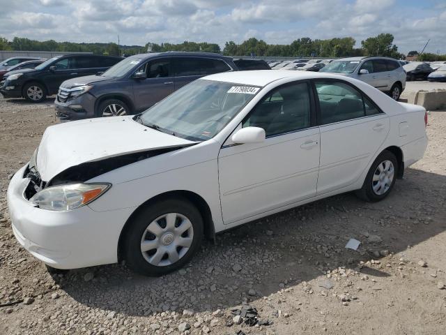 2004 Toyota Camry Le продається в Kansas City, KS - Front End