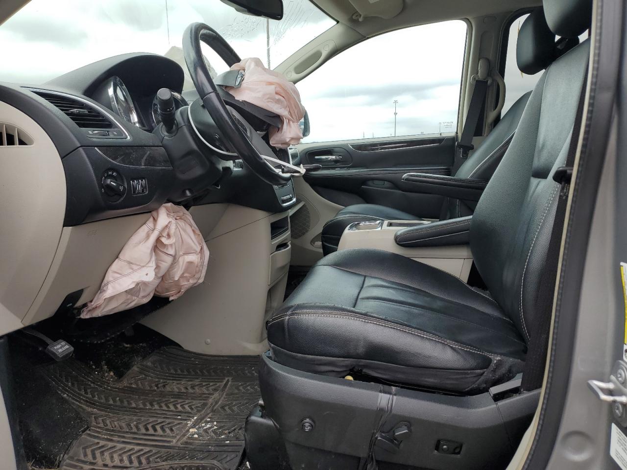 2014 Chrysler Town & Country Touring VIN: 2C4RC1BG9ER442528 Lot: 73296024