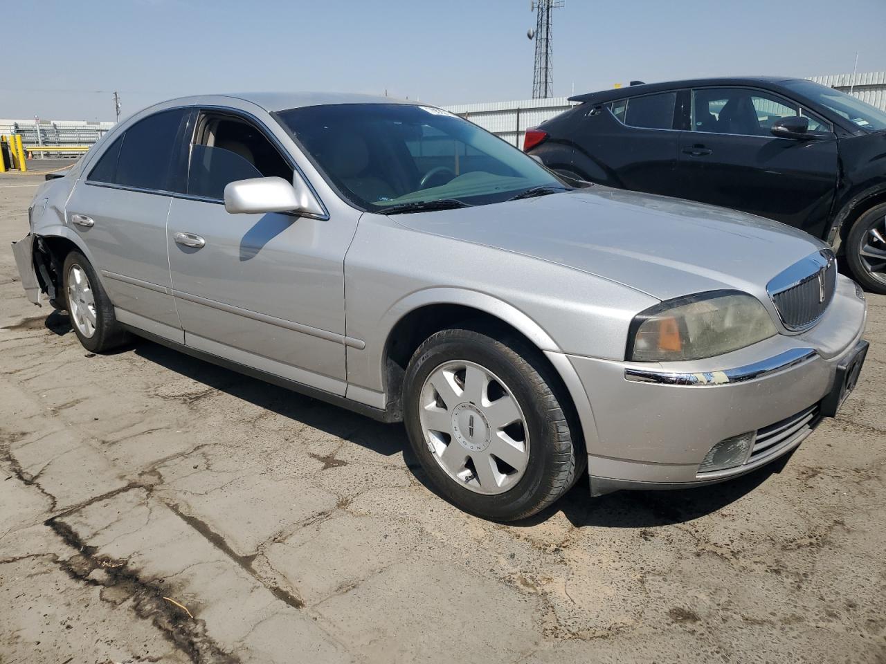 2005 Lincoln LS - Image 4