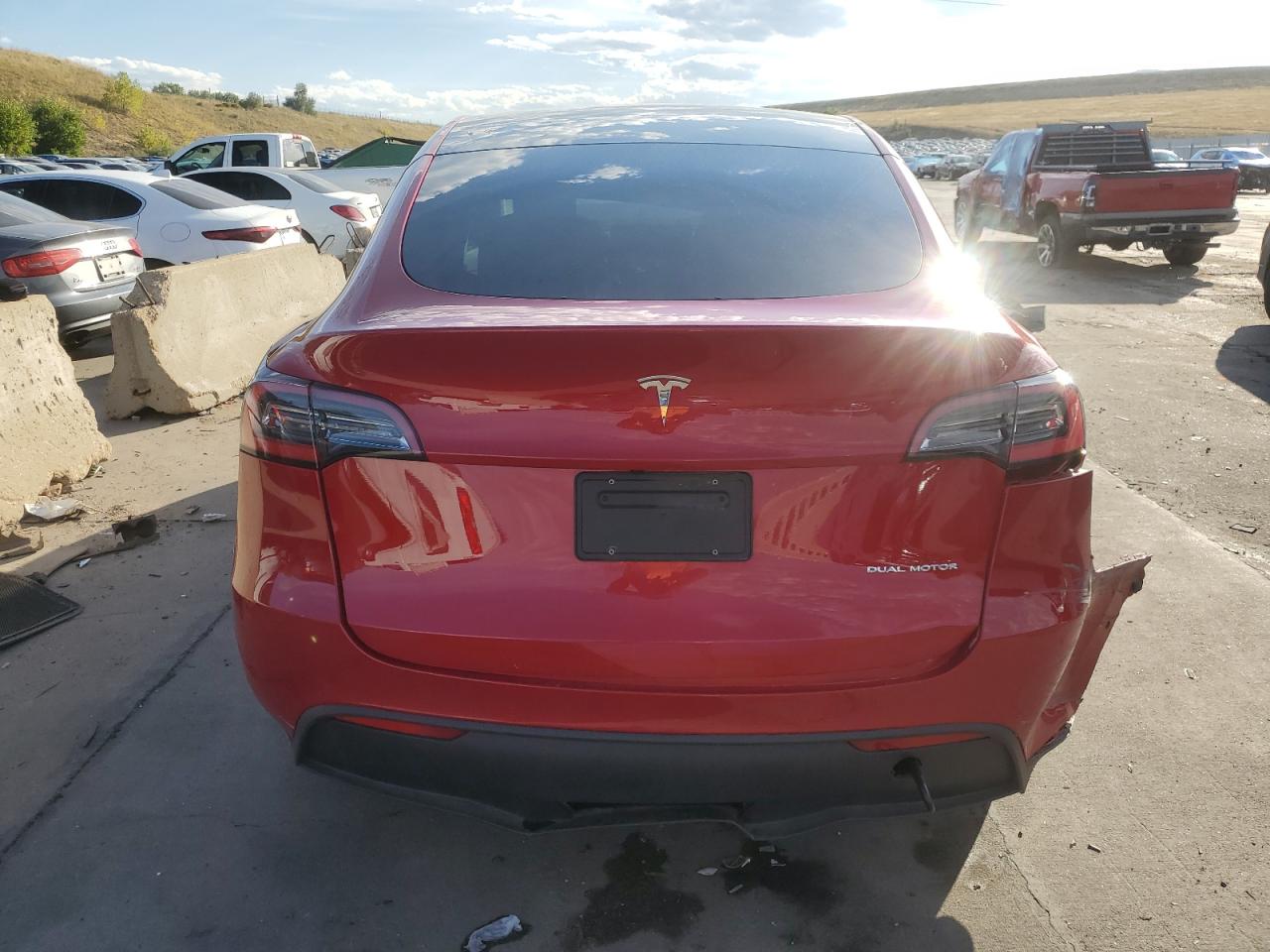 2020 Tesla Model Y VIN: 5YJYGDEE6LF057738 Lot: 73350764