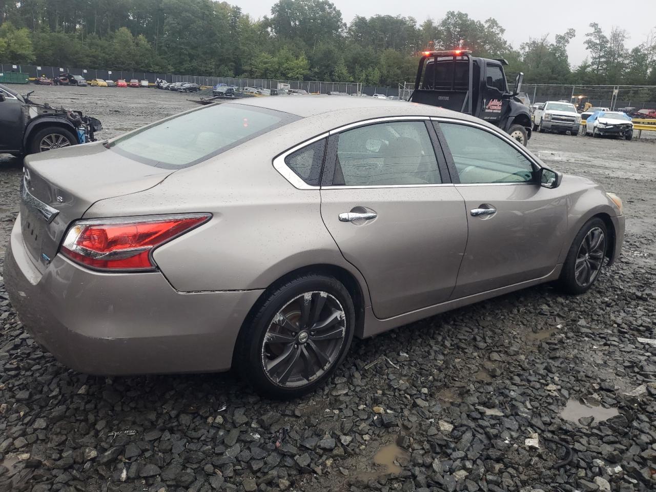 2014 Nissan Altima - Image 3