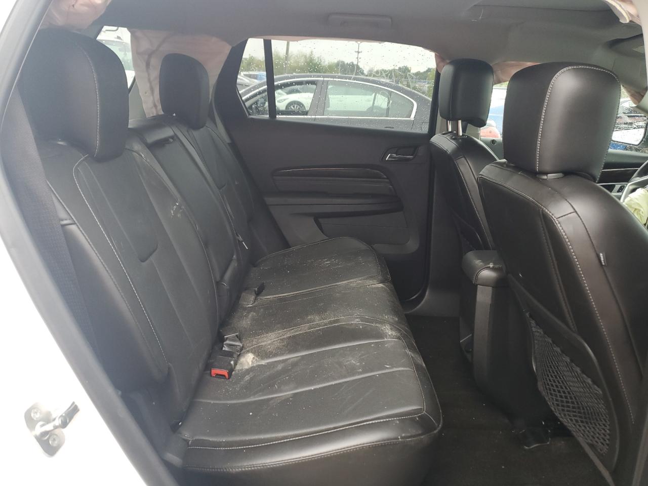 2017 GMC Terrain - Image 11