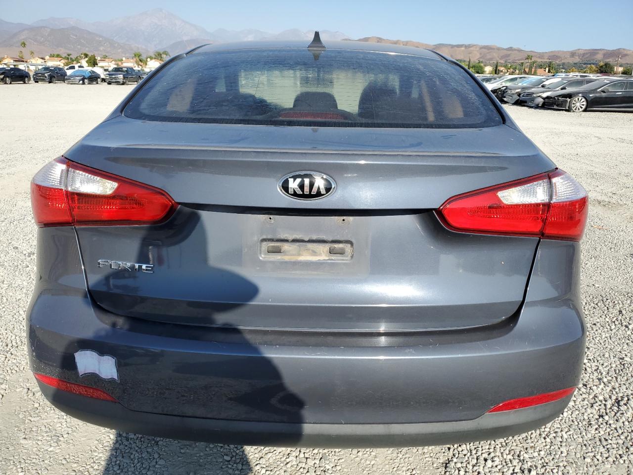 KNAFK4A68G5462329 2016 Kia Forte Lx