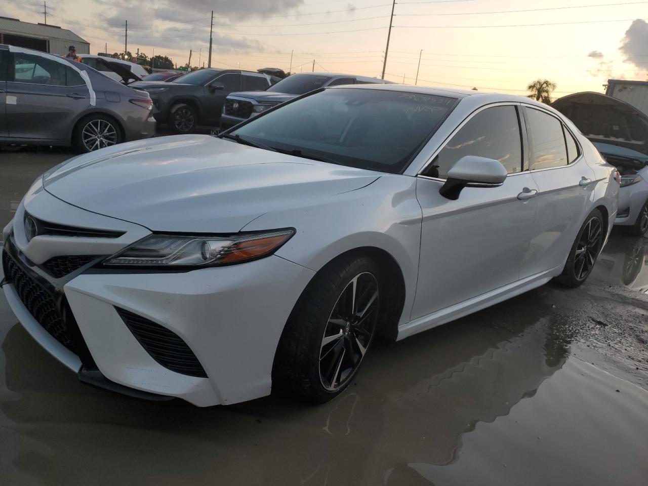 4T1B61HK8KU741457 2019 TOYOTA CAMRY - Image 1