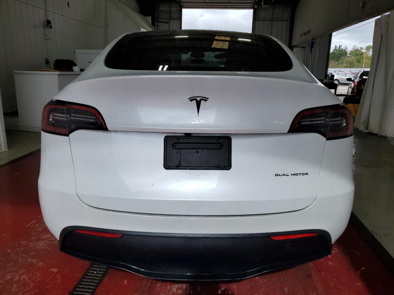 2023 Tesla Model Y VIN: 7SAYGDEE9PA164143 Lot: 72592634