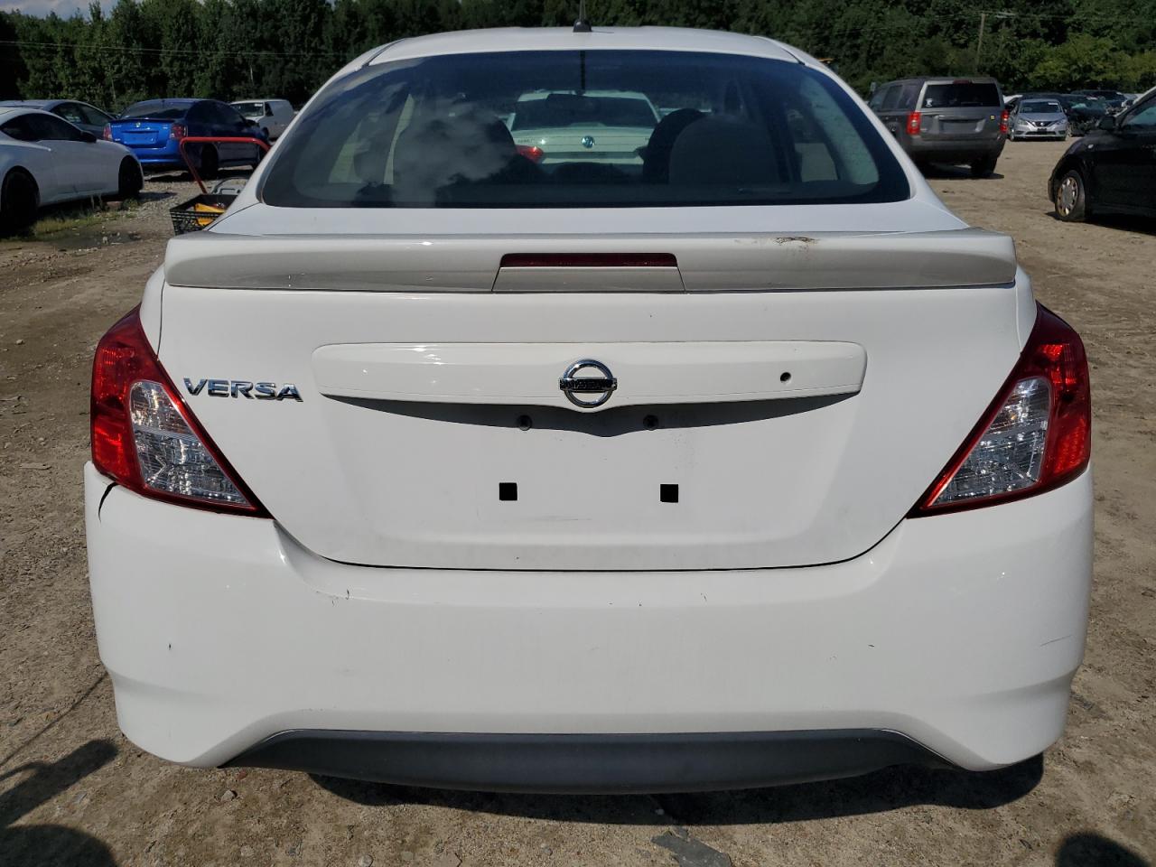 3N1CN7AP4HL893424 2017 Nissan Versa S