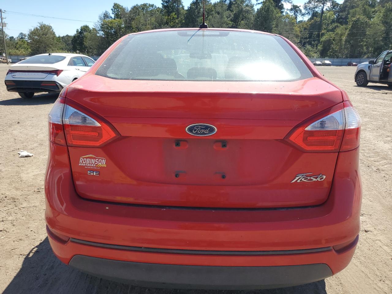 3FADP4BJ4FM135469 2015 Ford Fiesta Se